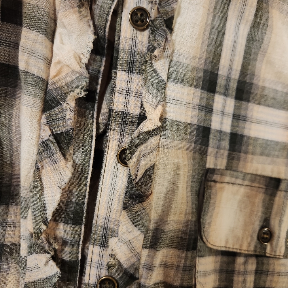 Great Ruffle Trim Shirt - Picture 8 of 11